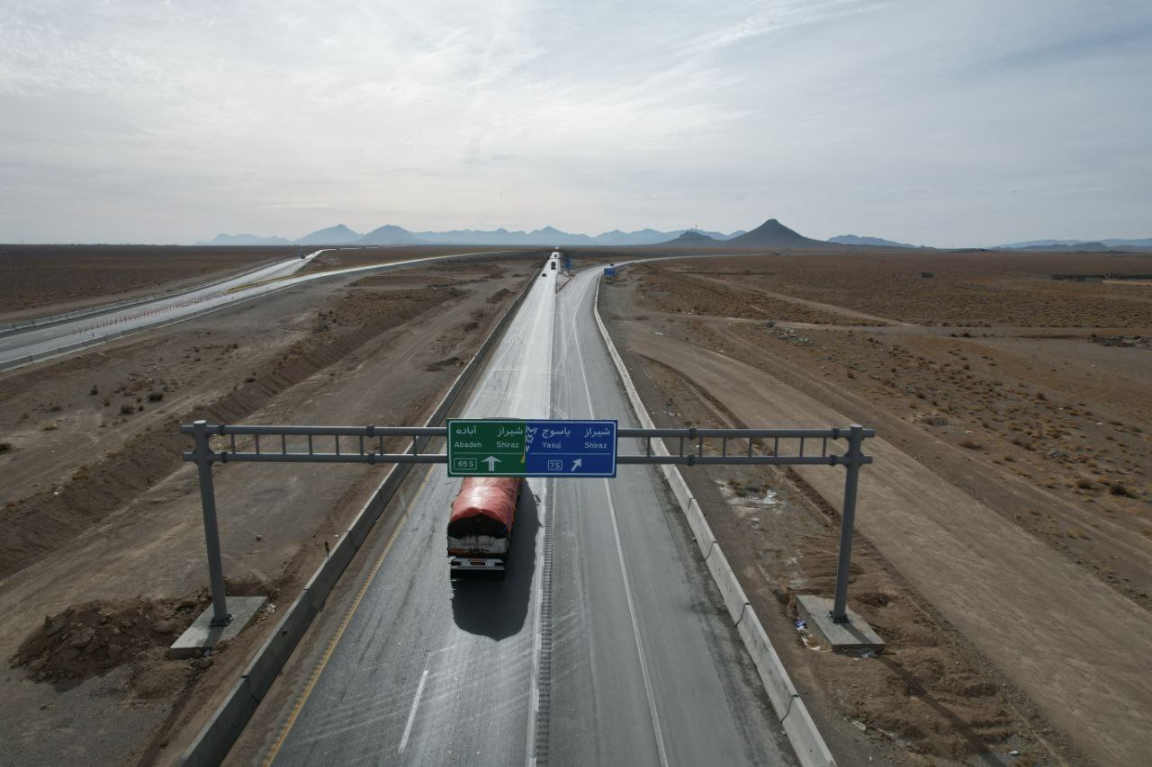 بلاتکلیفی آزادراه شاهچراغ در تعلل وزارت راه برای مولدسازی ۱۰۰۰ میلیاردی
