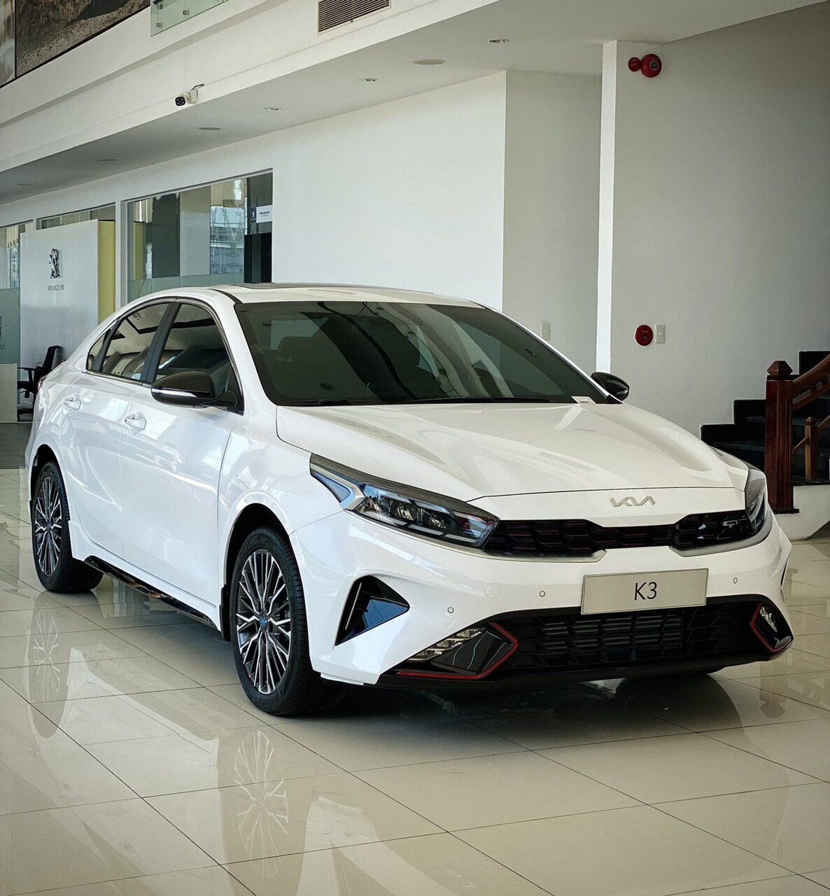 مشخصات کیا k3 هرمس خودرو