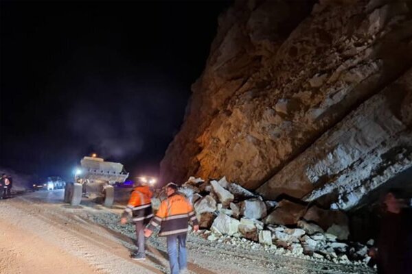 ریزش کوه بلده مازندران