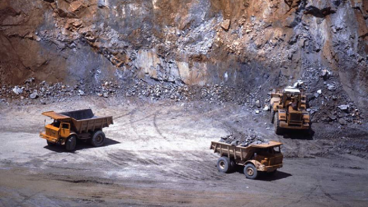 فرصت‌ها، چالش‌ها و چشم‌اندازهای سرمایه‌گذاری معادن افغانستان