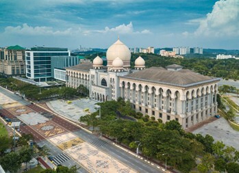 جزئیاتی از ماجرای برداشت اموال ایران توسط کرسنت از بانک FIIB مالزی/ بابک جریمه بیژن را داد!