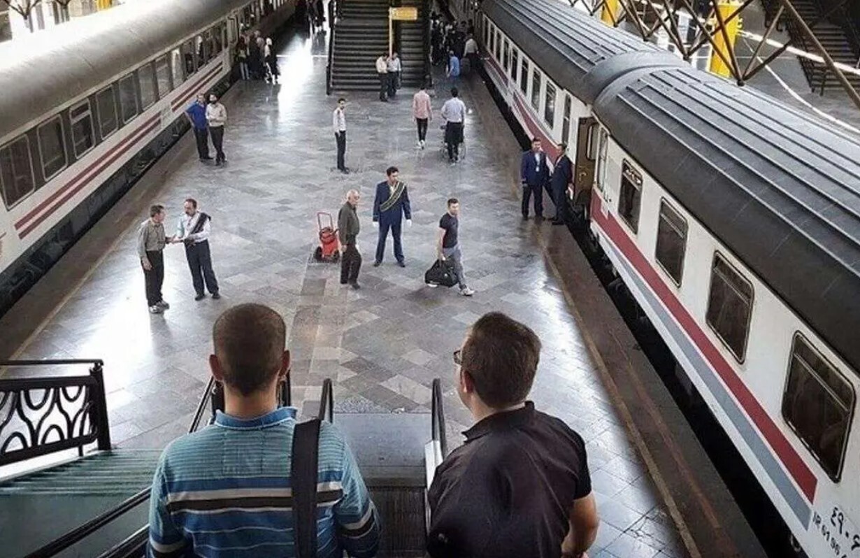 تاریخ پیش فروش بلیط قطار آبان ۱۴۰۴