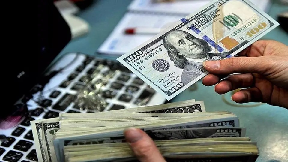 قیمت ارز مسافرتی و آزاد پنجشنبه ۳ مهر