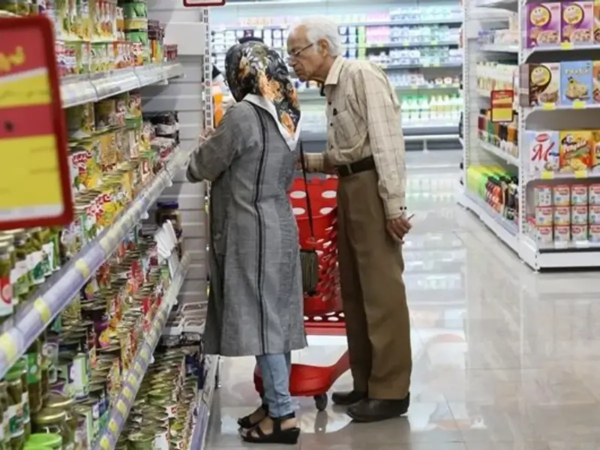 اقلام کالابرگ باید بدون تغییر قیمت به دست مردم برسد