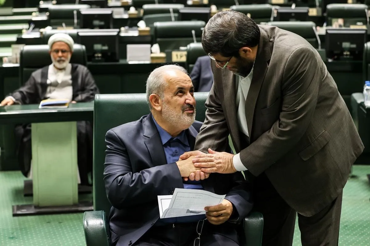 علی آبادی، از وزارت صمت رئیسی تا نیروی پزشکیان/ شوق خدمت موج می‌زند!