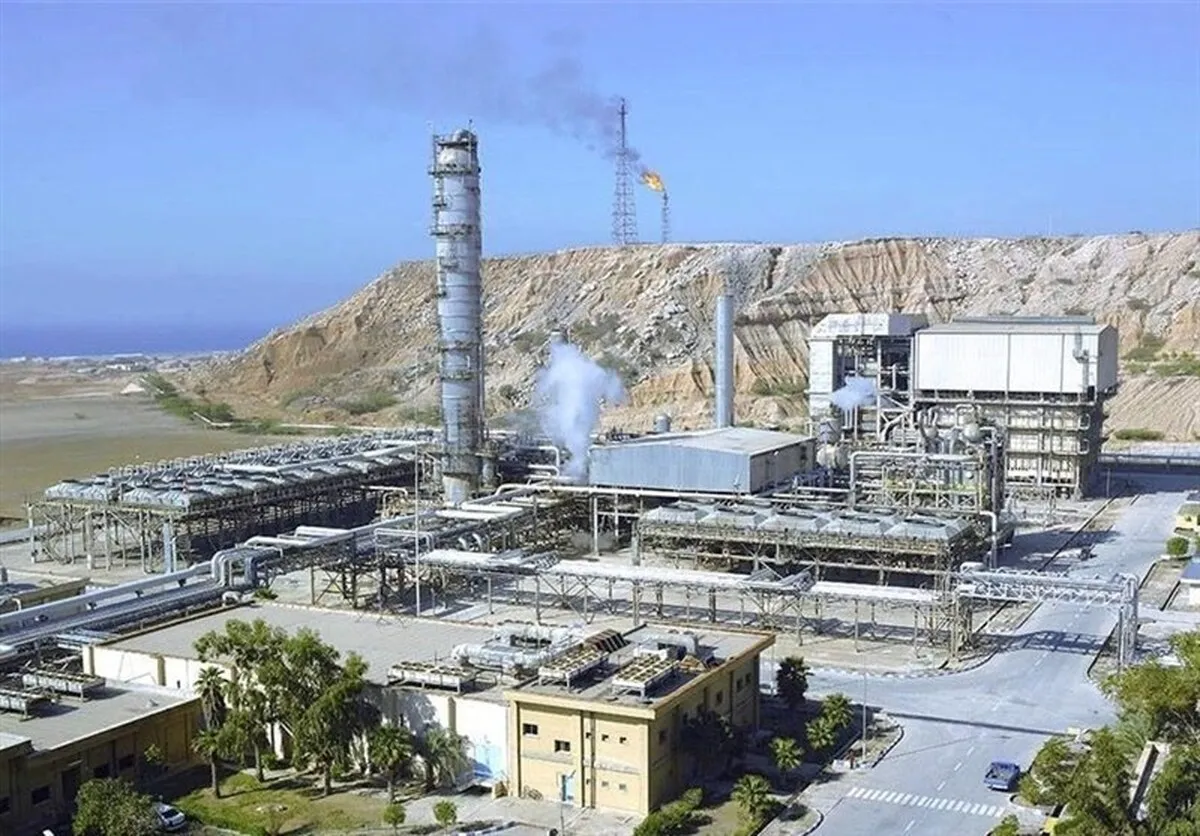 سازوکار جدید دولت برای وصول مابه‌التفاوت بهای خوراک پالایشگاه‌ها و پتروشیمی‌ها