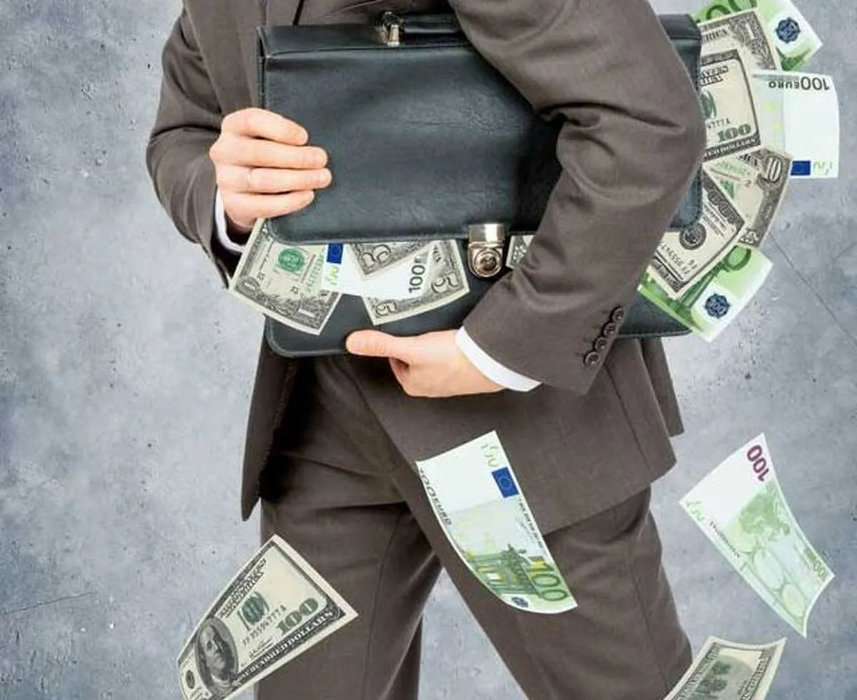 موشکافیِ فهرست دریافت‌کنندگان 8/8 میلیارد یورو ارز ترجیحی در مجلس