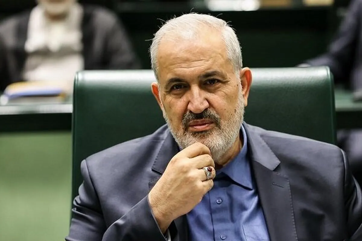 وزیر نیرو: ظرفیت نیروگاه‌های خورشیدی نزدیک به ۲ برابر شده است