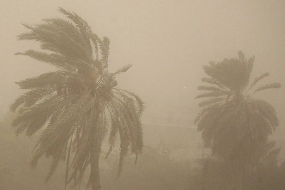 گرد و خاک تا امشب فروکش می‌کند