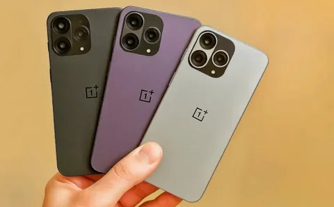 مشخصات و قیمت گوشی وان پلاس ۱۵ + عکس