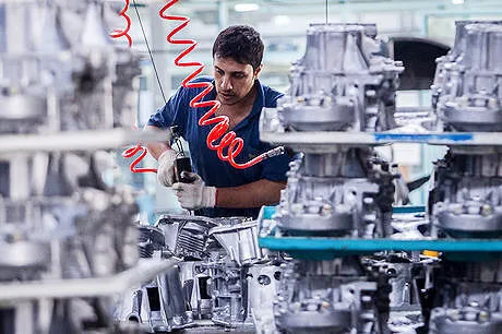 حق بیمه کارگر و کارفرما در سال ۱۴۰۵ چقدر است؟