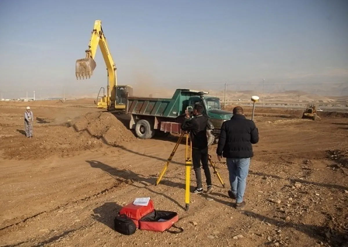 معاون وزیر راه: تامین زمین به‌معنای ساخت مسکن نیست