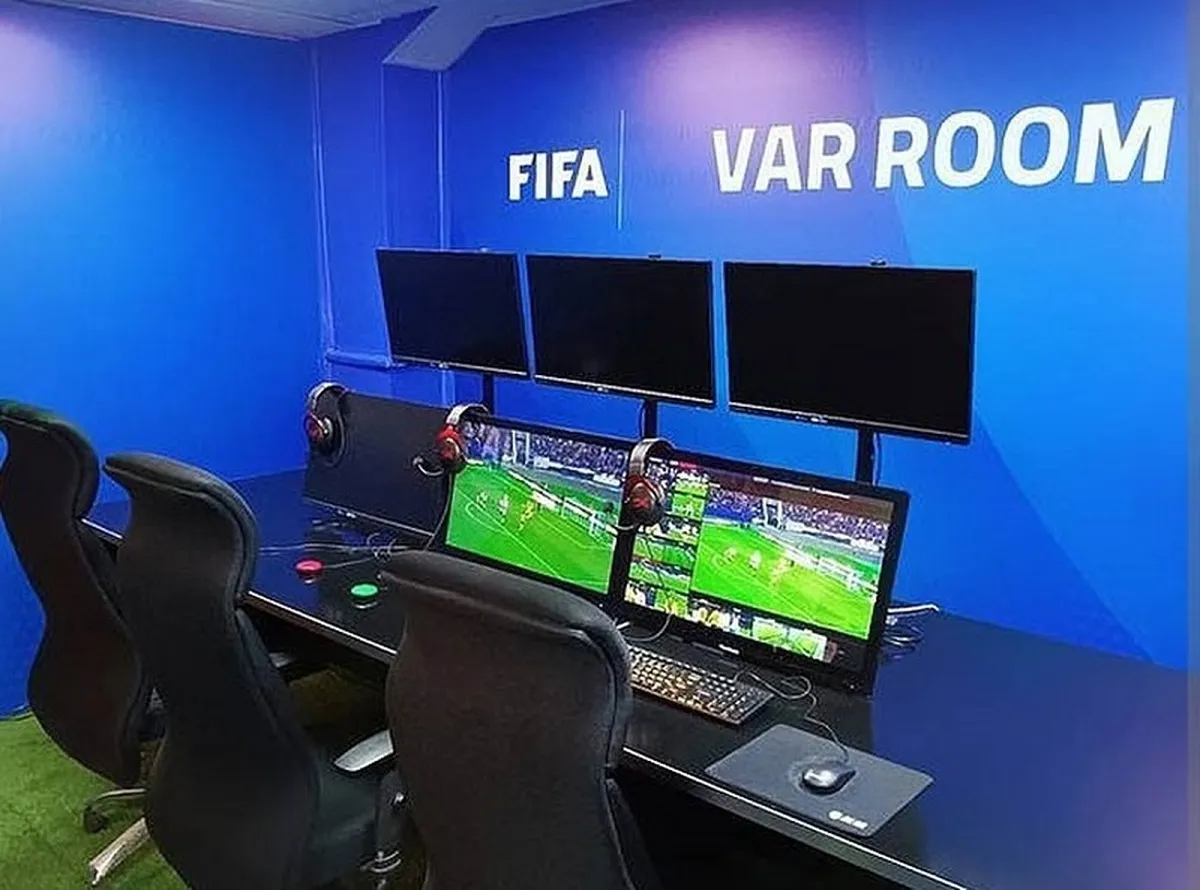ماجرای شرط‌بندی حین بازی در اتاق VAR
