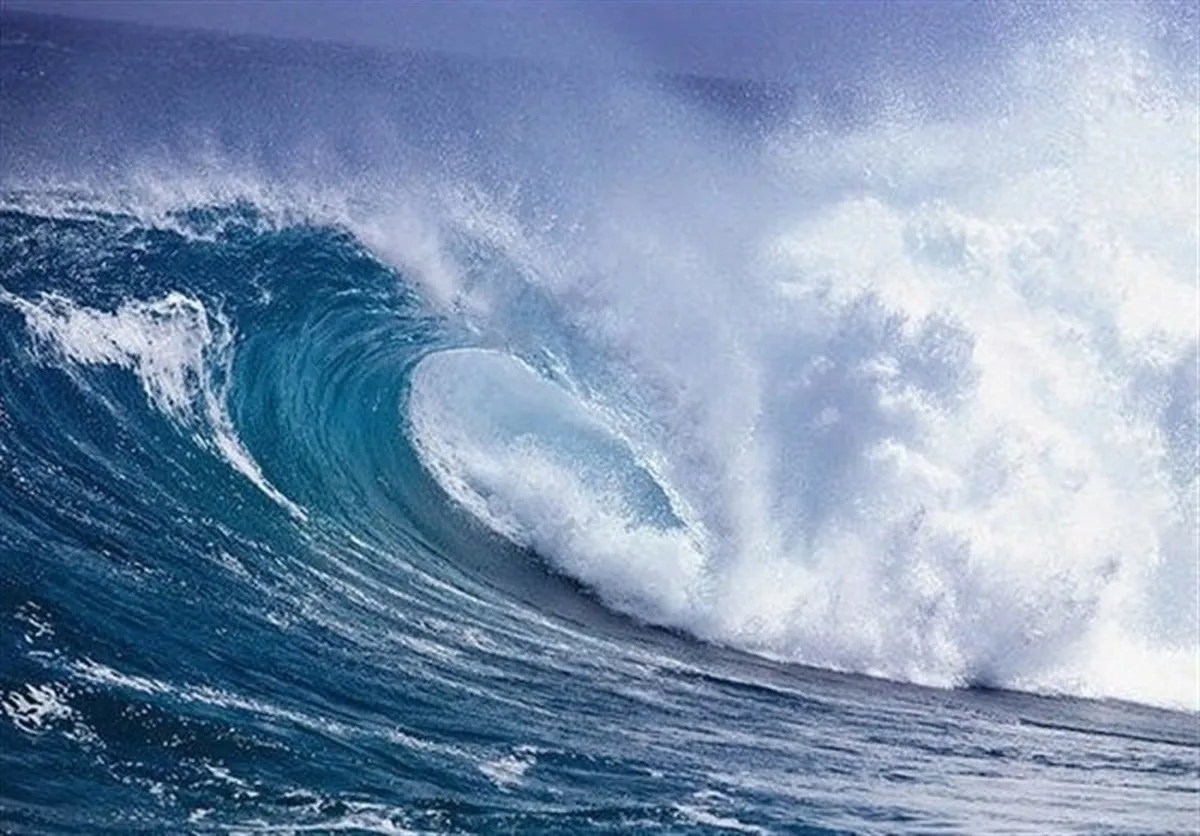 دریای خزر مواج شد