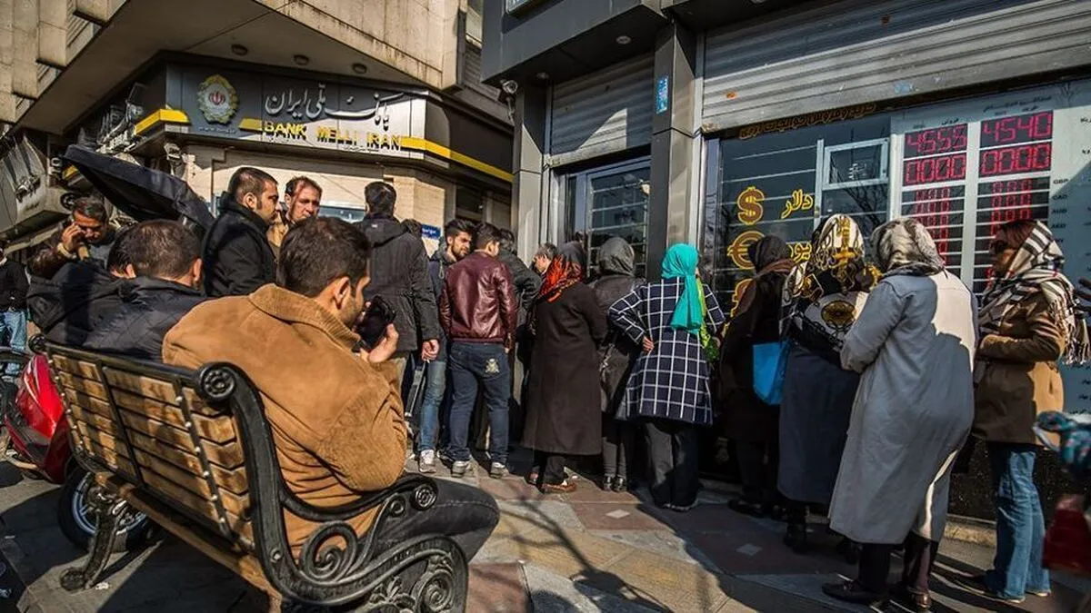 واکنش سریع بازار به گفتمان ارزی مسوولان/راهبرد رسانه‌ای دولت در ارز چیست