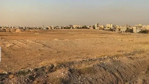 قفل وزارت راه بر مسیر واگذاری زمین/ احتکار زمین خلاف برنامه هفتم و بودجه ۱۴۰۴ است