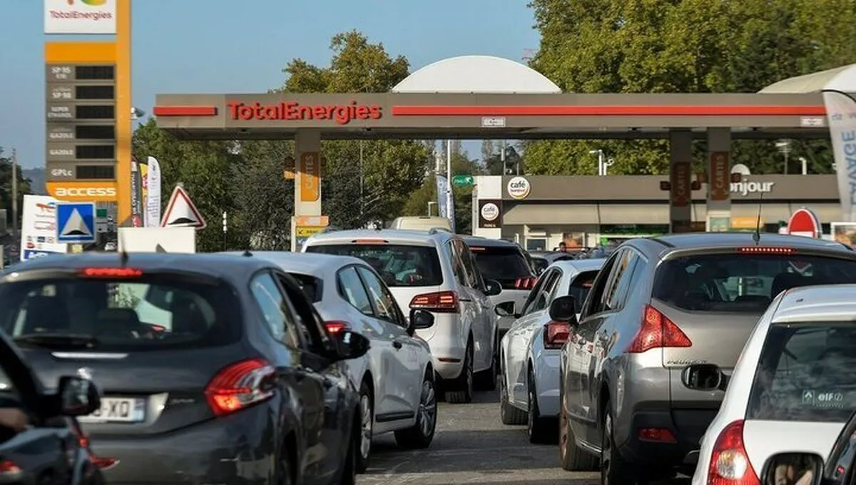 واردات بنزین سوپر توسط بخش خصوصی از نیمه اول شهریور آغاز می شود