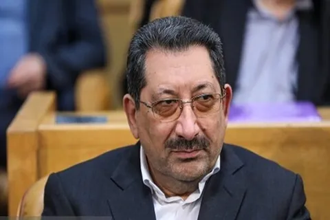 اتابک: صنایع با کمبود برق و گاز مواجه‌اند؛ دو سند صنعتی ابلاغ شد