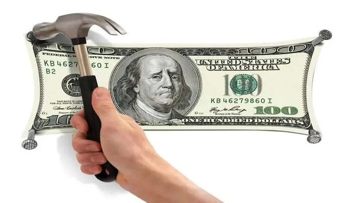 چندنرخی بودن ارز عامل فساد و التهاب اقتصادی است