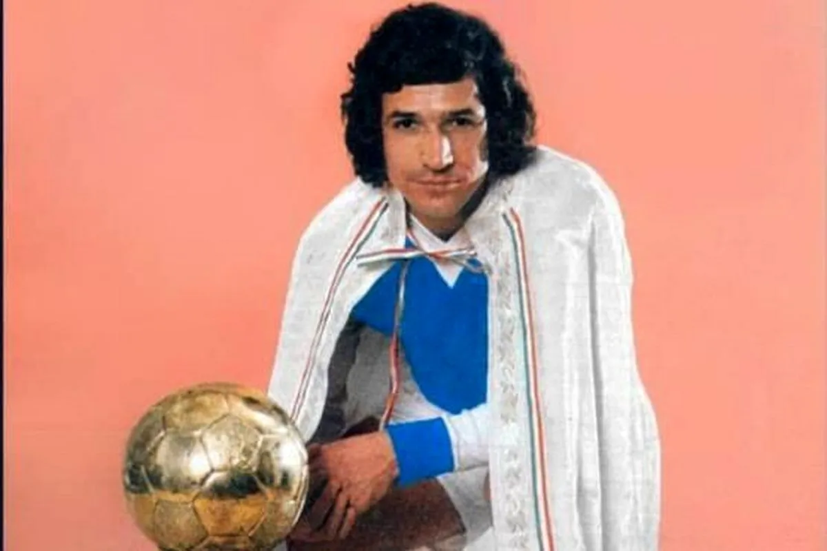 همدردی پرسپولیس با استقلال/ واکنش سرخ‌ها به درگذشت اکبر کارگرجم