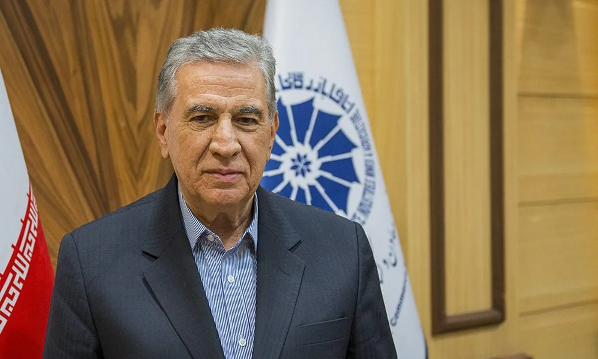 بخش خصوصی پیشانی مذاکرات اقتصادی منطقه‌ای شود/ لزوم تمرکززدایی و اصلاح قوانین مزاحم تولید