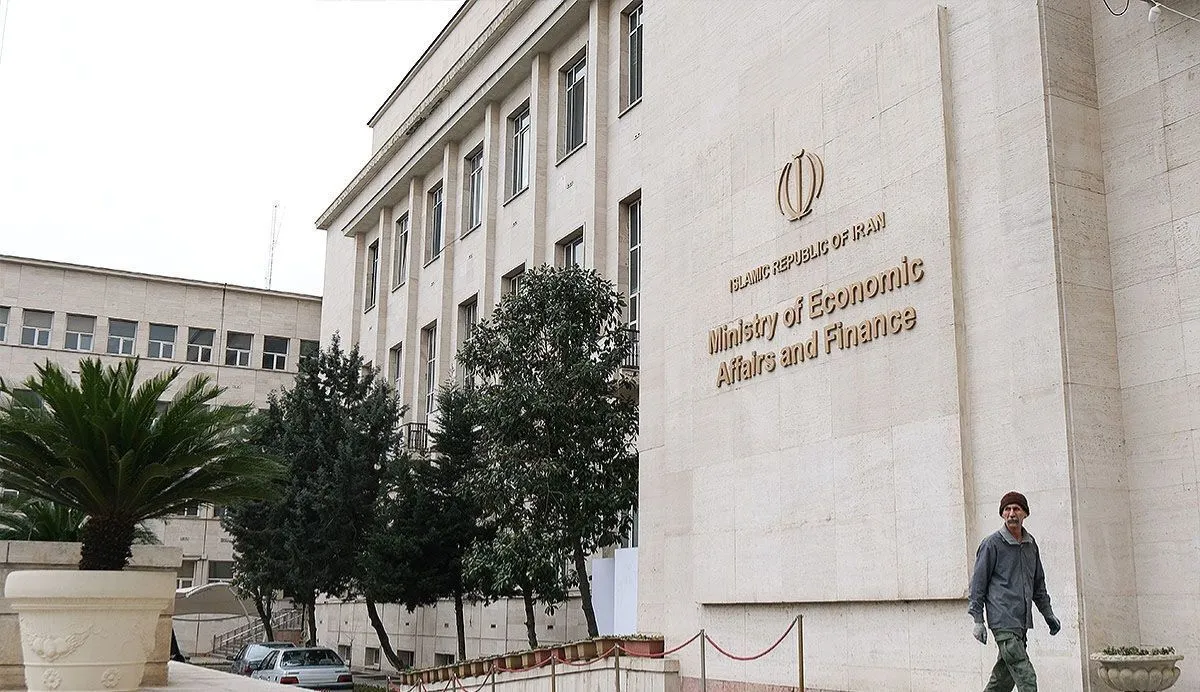 تحلیل و بررسی سرفصل‌های متمایز برنامه‌های وزیر پیشنهادی اقتصاد