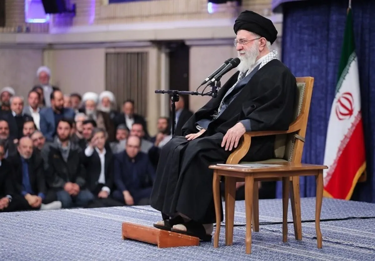 رهبر انقلاب: خطرناکتر از ناو سلاحی است که آن را به قعر دریا می‌فرستد