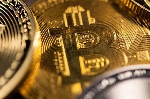 بیت‌ کوین به کف قیمت جدید اکتفا کرد