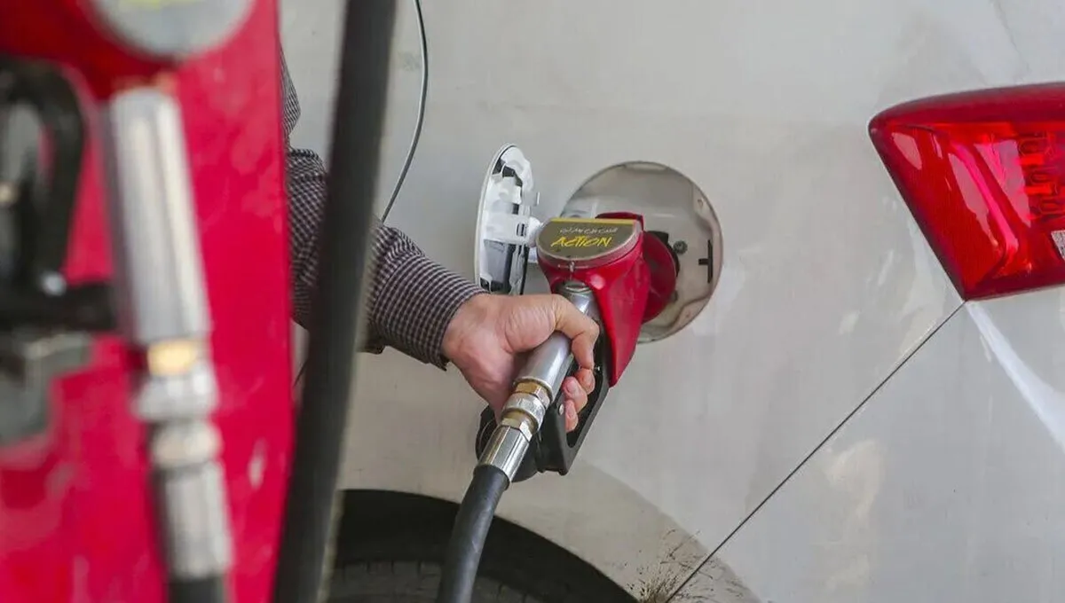 بنزین سوپر وارداتی با قیمت آزاد عرضه می‌شود