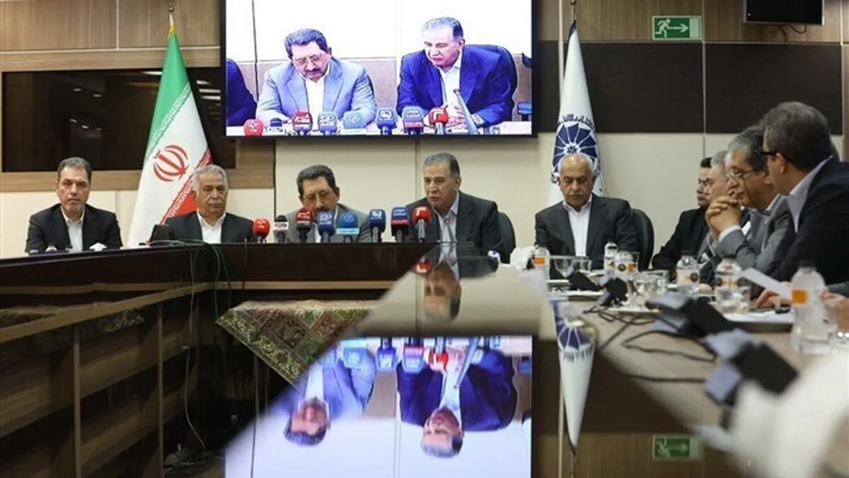 تعلیق کارت‌های بازرگانی با آستانه ۶۰ تا ۷۰ متوقف شود