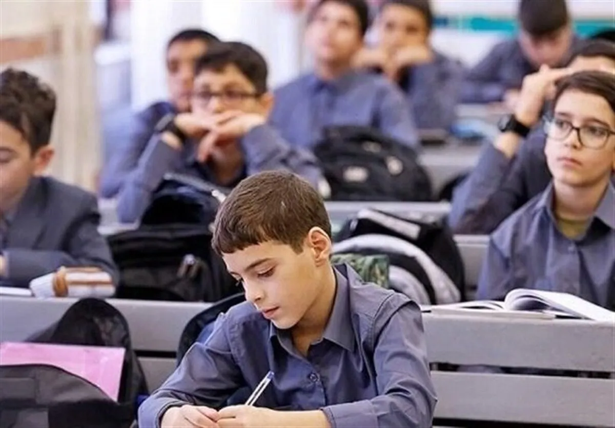 ساعات فعالیت مدارس از مهرماه کاهش نمی‌یابد