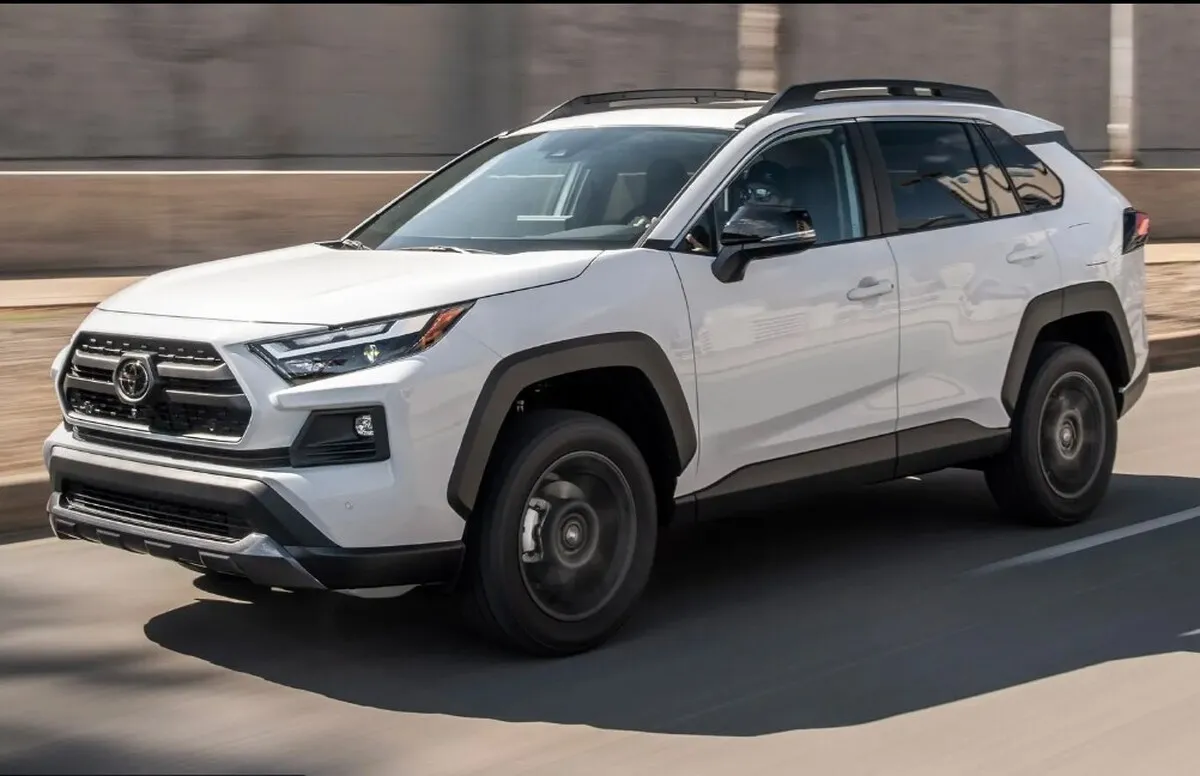 شرایط پیش فروش تویوتا RAV4 + جزییات و قیمت
