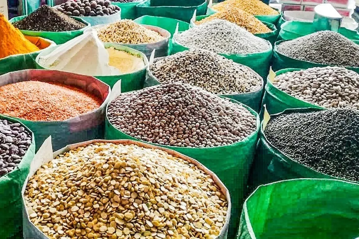 کاهش قیمت حبوبات/ برنج ایرانی در بنکداری 210 تا 320 هزار تومان