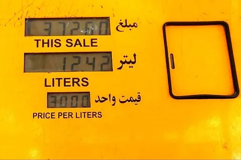 مردم پای‌ِ کار تصمیمات بنزینی دولت؛ شفافیت و رفع نواقص لازمه طرح است