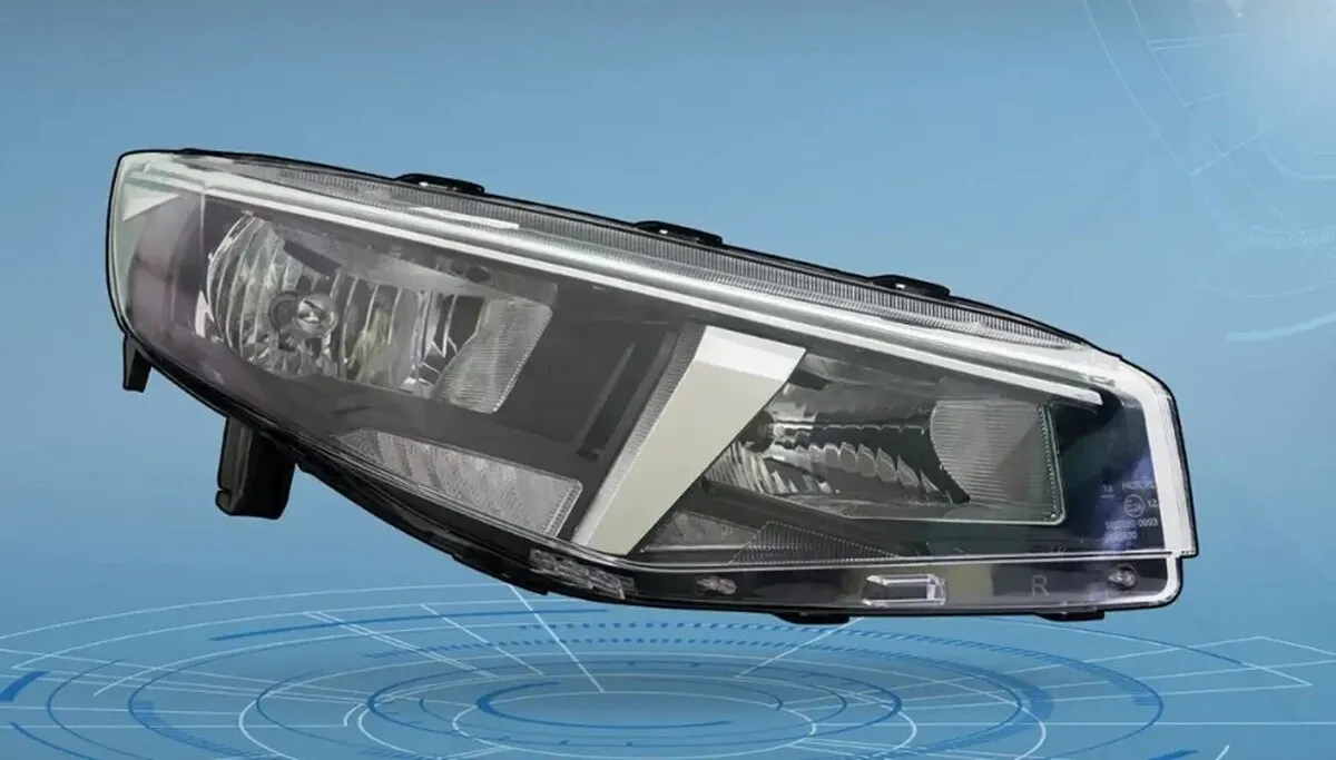 کروز موفق به کسب گواهینامه استاندارد ملی برای چراغ‌های تارا شد