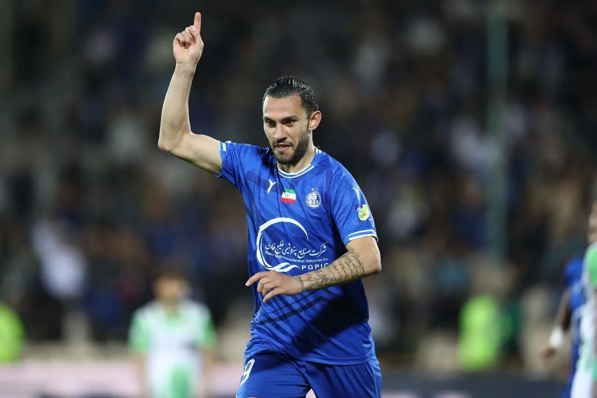 مهاجم جوان با اجازه ساپینتو به تهران برگشت