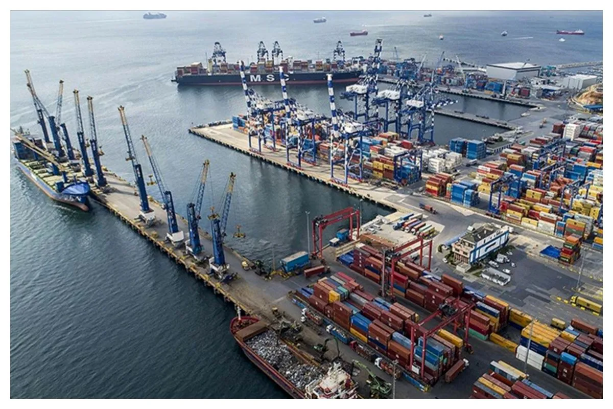 افت ۲۰ درصدی ارزش واردات از ۲۰ کشور همسایه