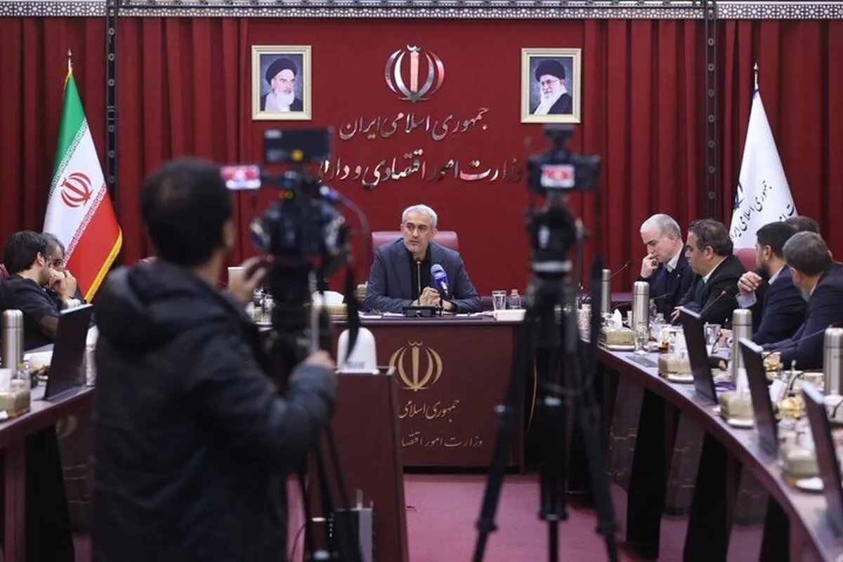 صنوف و اتحادیه‌های سنتی در فروشگاه‌های زنجیره‌ای ادغام نمی‌شود