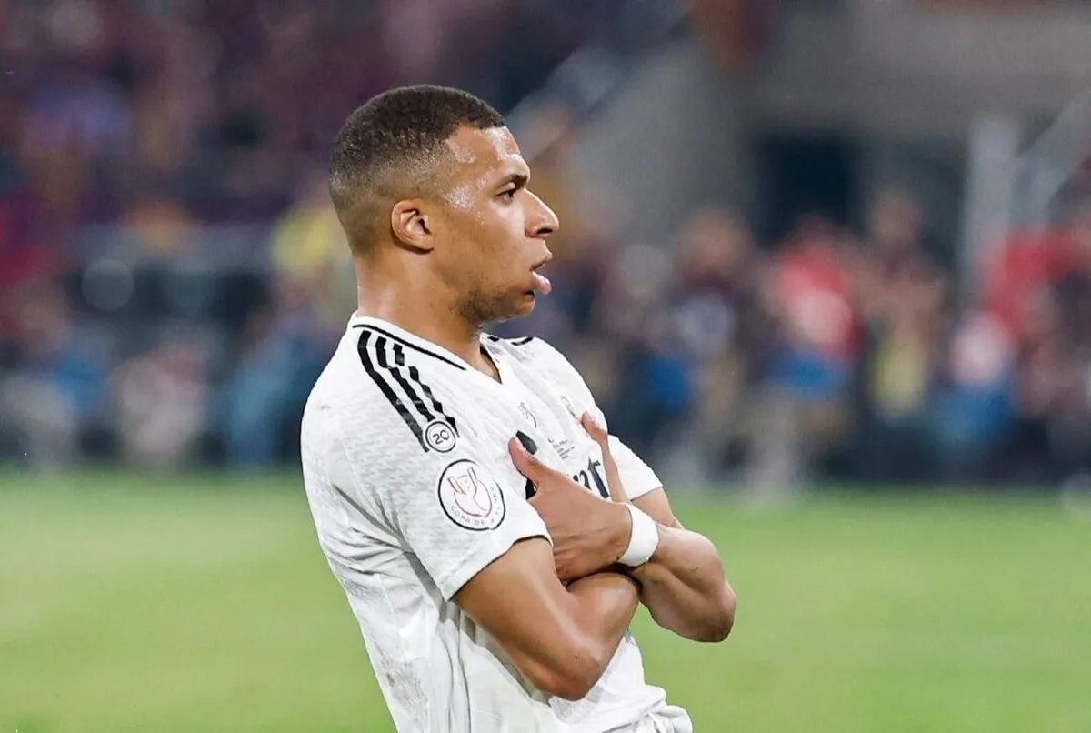 امباپه به بازی امشب می رسد؟