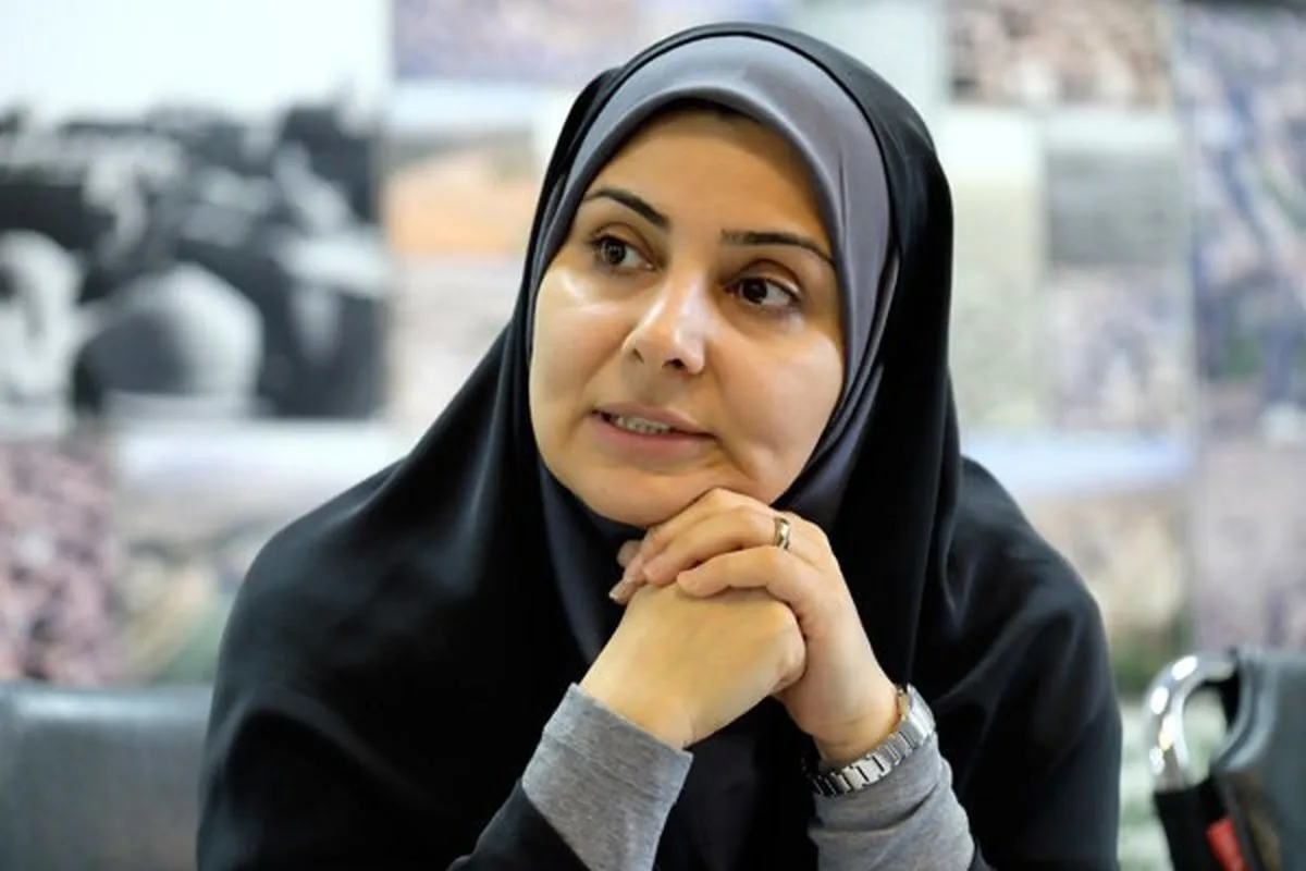 صادق: جابجایی مسافر و کالا بدون وقفه ادامه دارد