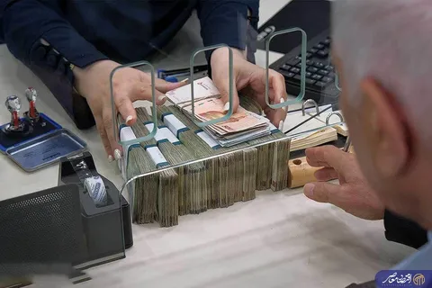 پرداخت ۷۴ هزار هزار میلیارد ریال تسهیلات در ۹ ماهه نخست؛ حمایت ویژه از فعالان اقتصادی