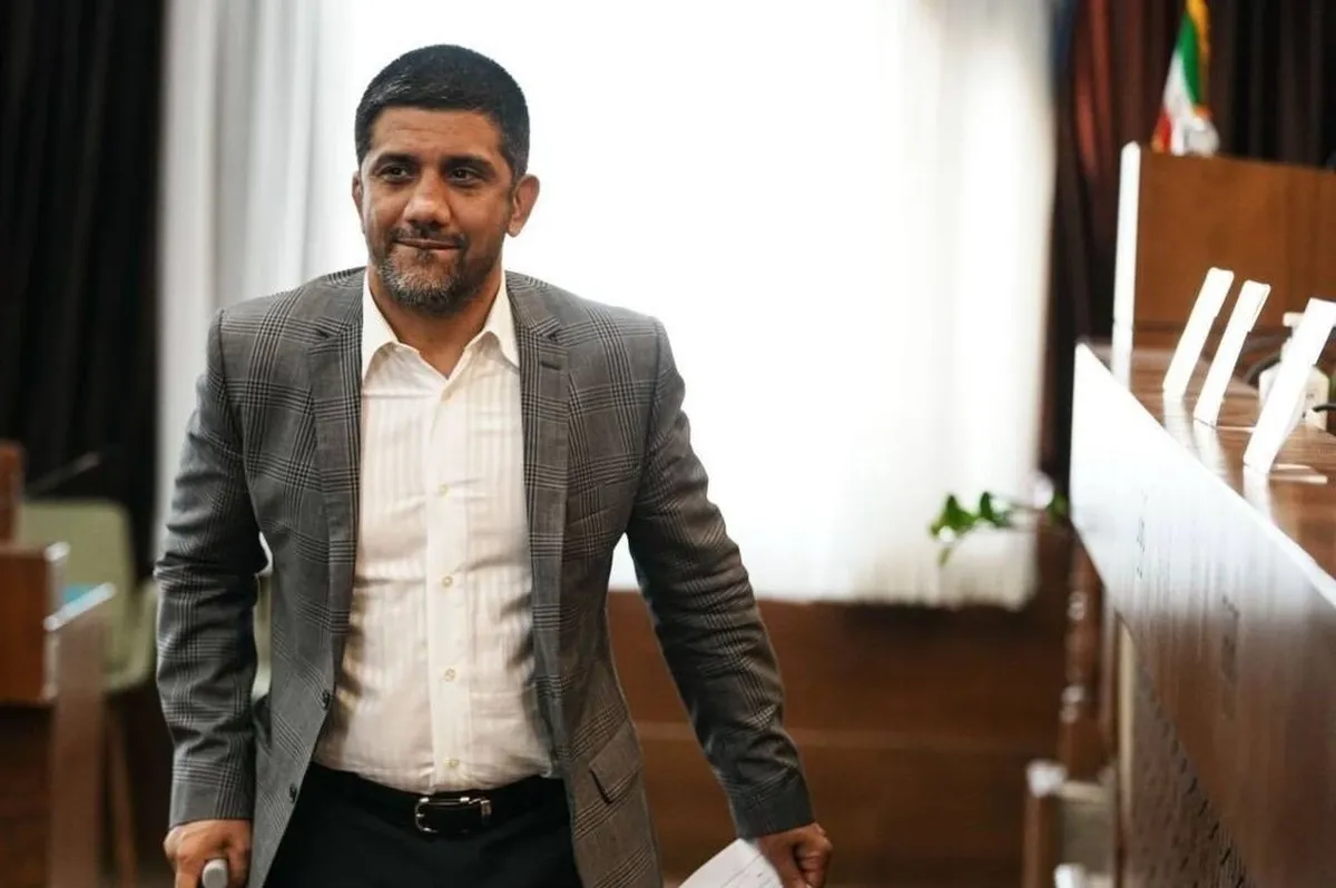 دبیر، حمله به فغانی را تکذیب کرد!