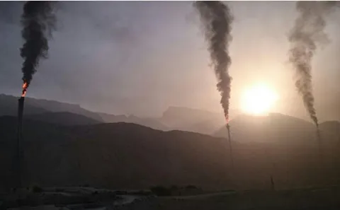 آتش در پالایشگاه های پارس جنوبی مهار شد