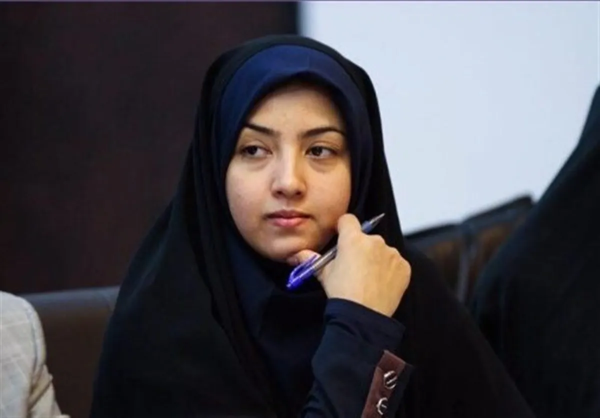 عرضه خودرو در بورس، فرصتی برای شفافیت و سرمایه‌گذاری در تولید