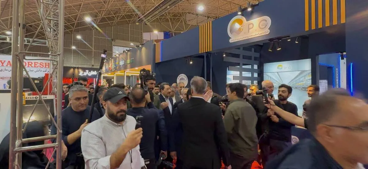 بازدید وزیر صمت از غرفه چادرملو در متافو تبریز