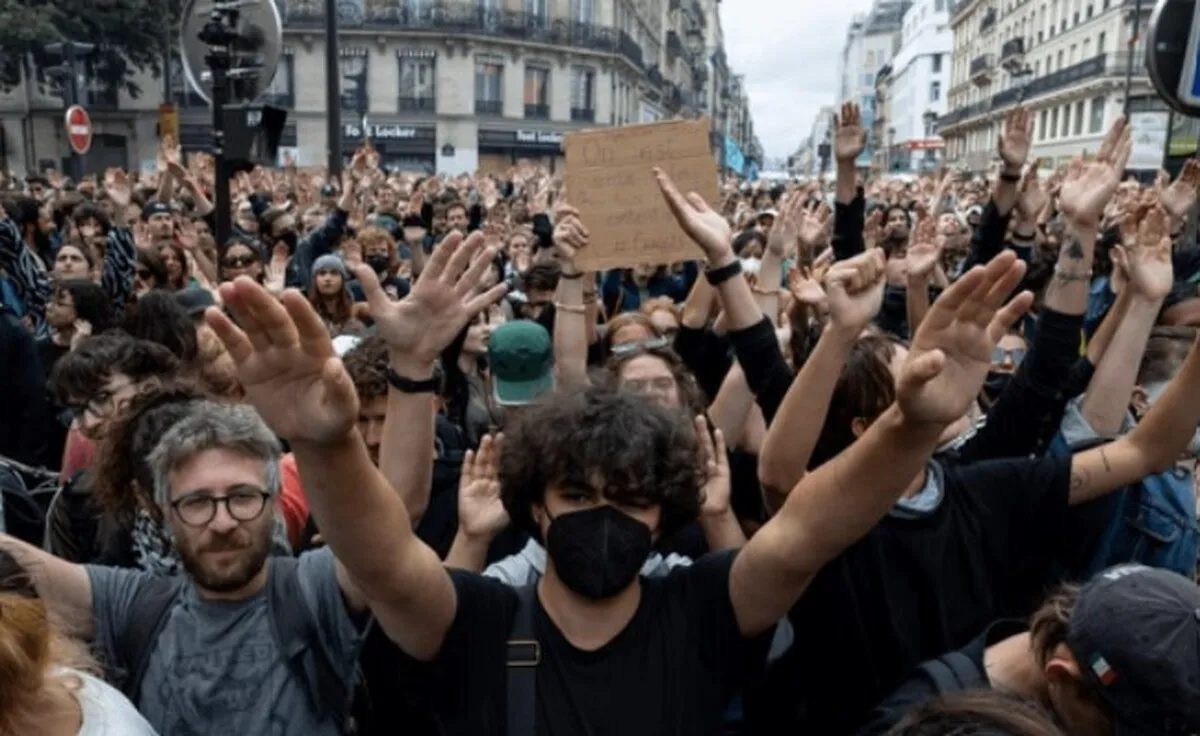فرانسه دوباره رتبه اعتماد مالی خود را از دست داد