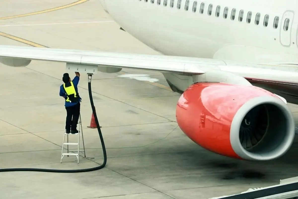 لایحه بودجه ۱۴۰۴/هزینه سوخت هواپیما مستقیما توسط مسافران تامین می‌شود؟