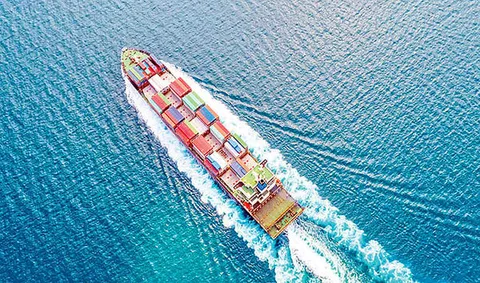 بازطراحی معماری تجاری ایران و امارات