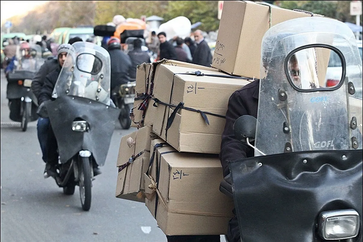 نقش پیک‌های موتوری تهران در ناترازی بنزین