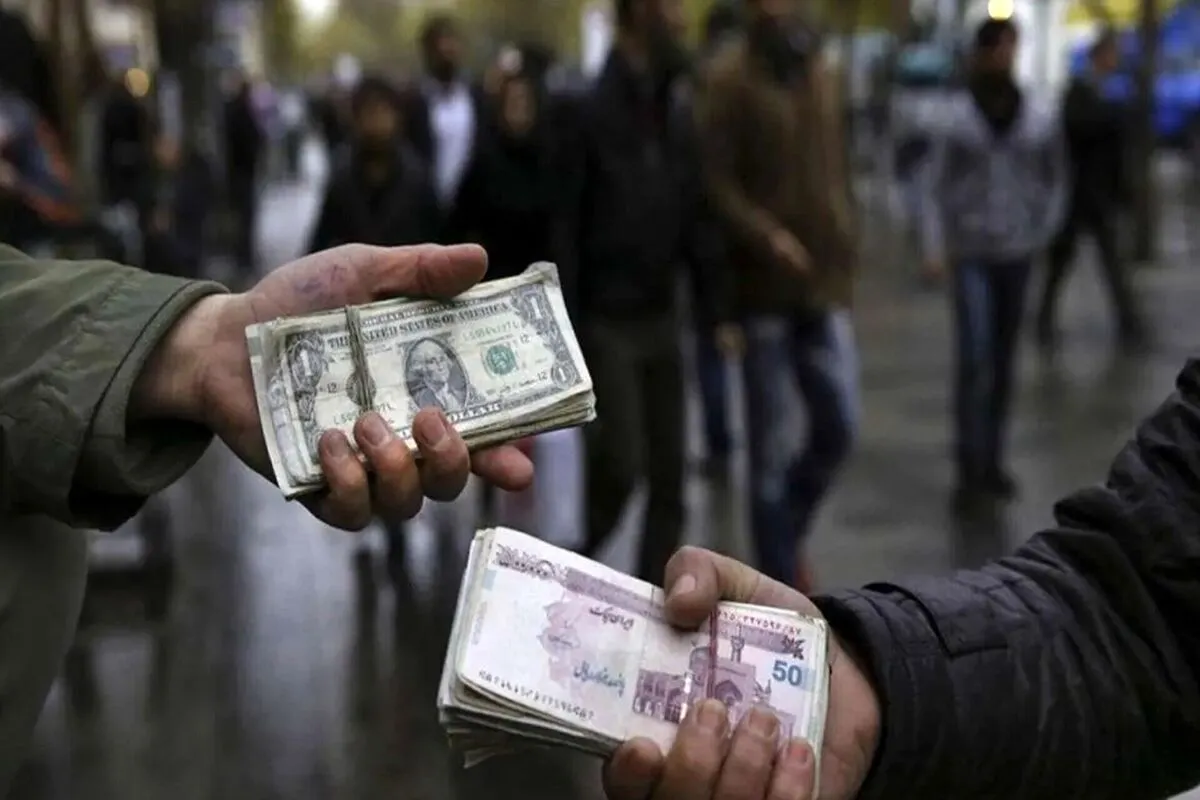 تدابیر به‌ موقع بانک مرکزی از وقوع شوک‌های شدید در بازار ارز جلوگیری کرد